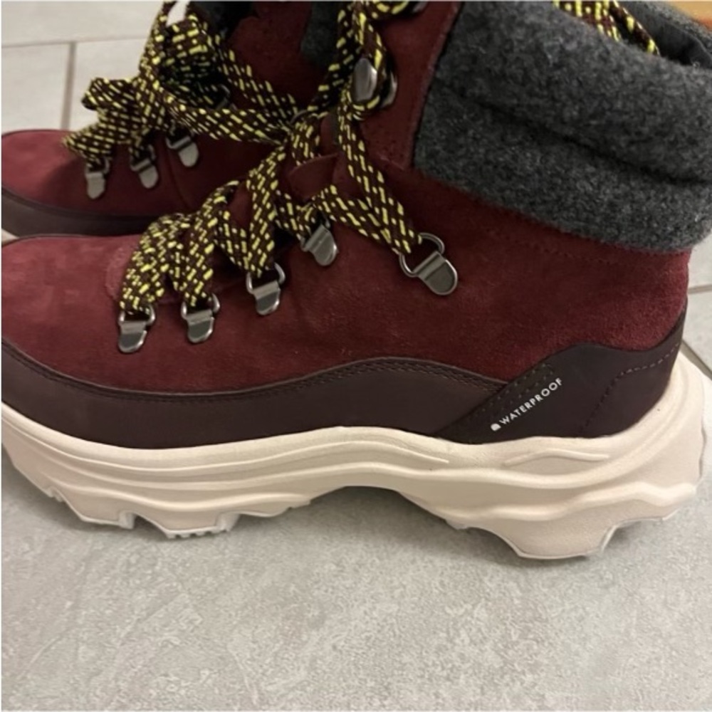 Sorel women’s kinetic break they conquest winter boot new - Picture 9 of 10